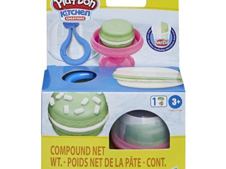 HASBRO Playdoh Cupcakes & Macarons: This mini clip-on Play-Doh cupcake or macaron set includes a little display stand with a built-in pretend mold - F1788 Fashion